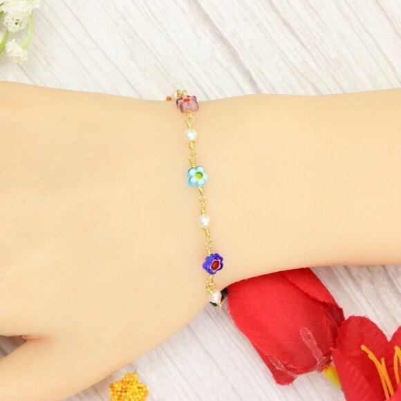 "Trendy Handmade Bracelet – A Thoughtful Gift for Girls & Women | UNVRC1338 - Picture 3 of 10